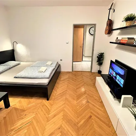 Apartment Helen - Old Town, Ac Bratislava Exterior photo