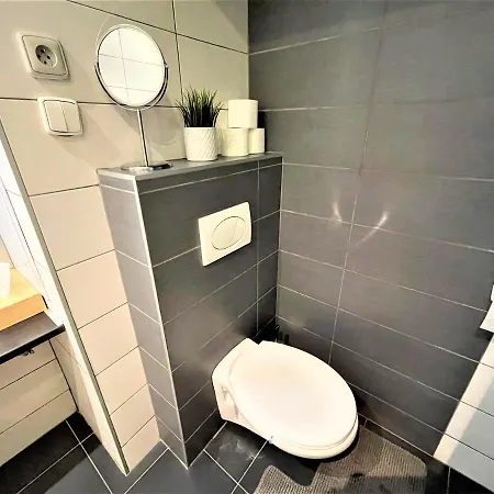 Apartment Helen - Old Town, Ac Bratislava Exterior photo